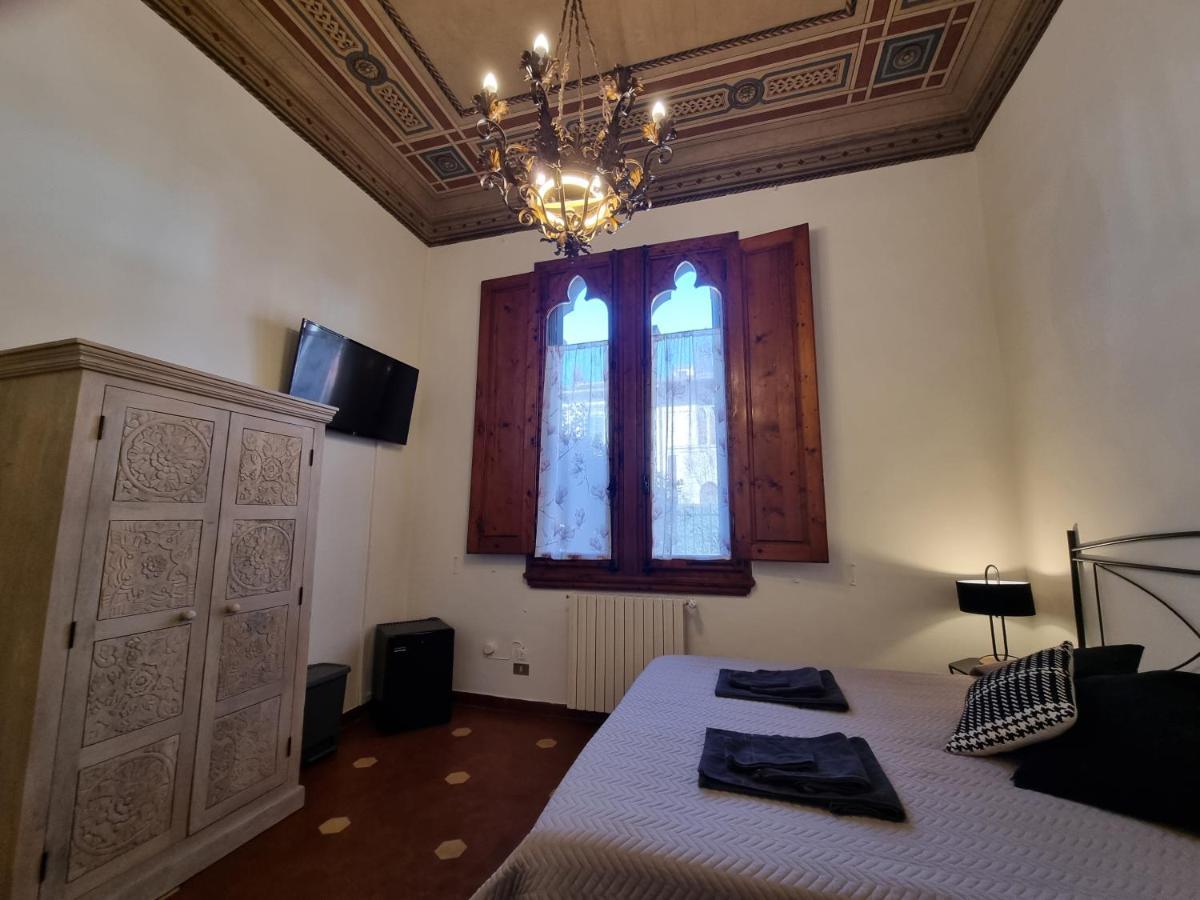 B&B Firenze 400 Bagian luar foto